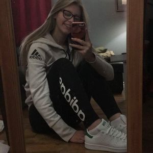 Meet your Posher, Savannah rose